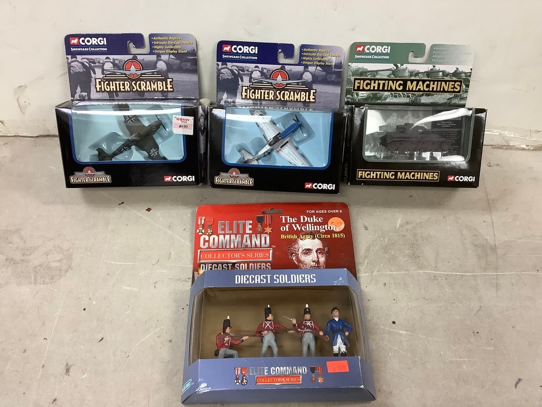 Lot of various corgi fighting machines models (1 of 1)