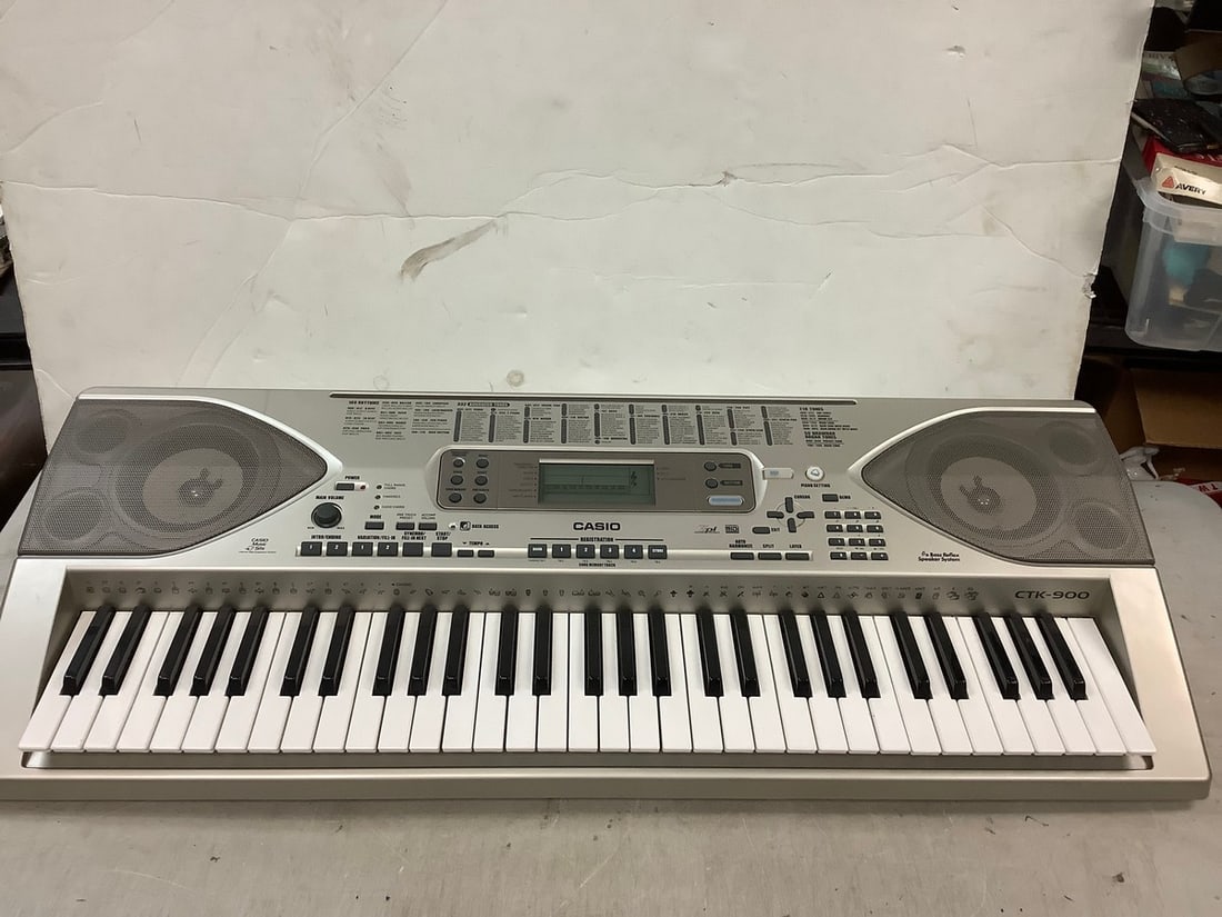 Casio CTK-900 keyboard 37x15in. (1 of 1)