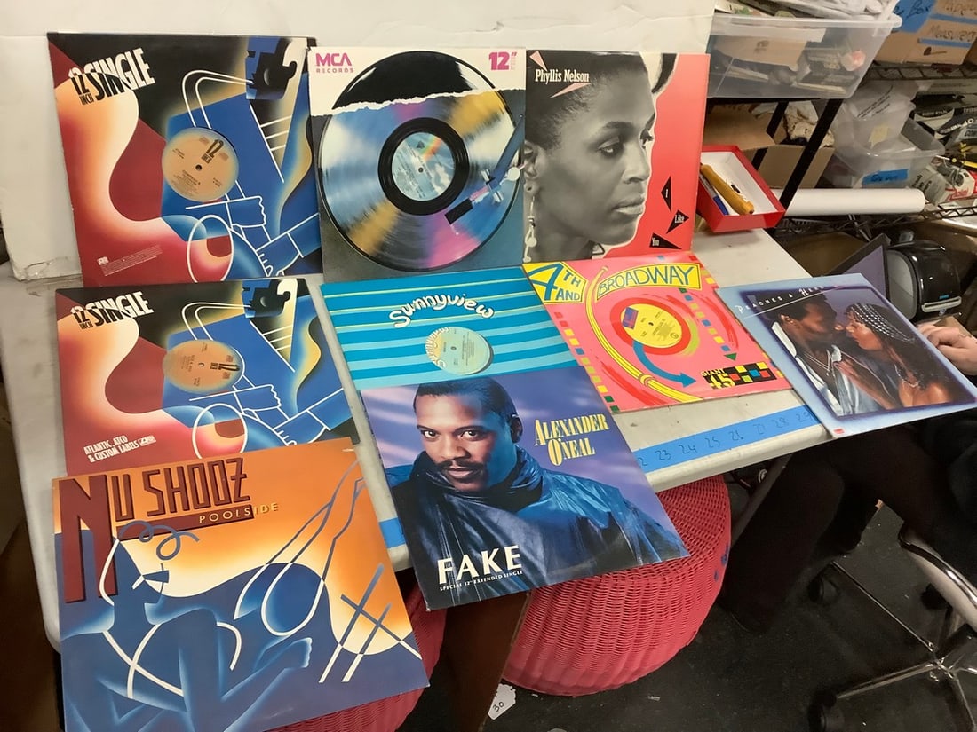 Lot of Records Including Phyllis Nelson, Peaches & Herb and more: Lot of Records Including Phyllis Nelson, Peaches & Herb and more