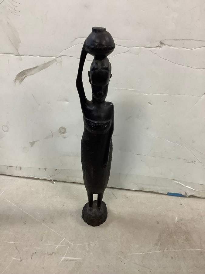 Hand Carved African Statue 14.5" (1 of 1)