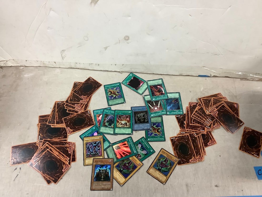 Vintage 1996 yu-gi-oh cards holo's, rare's and more: Vintage 1996 yu-gi-oh cards holo's, rare's and more