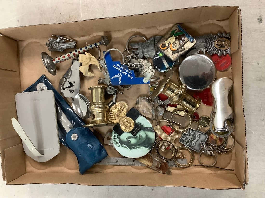 Vintage Key Chains, Lighter and Religious Items (1 of 1)