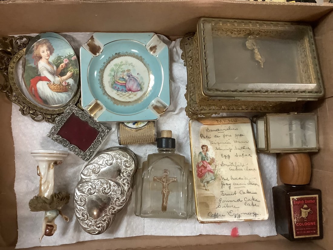 Lot of trinket box, cologne, ceramics, and more: Lot of trinket box, cologne, ceramics, and more