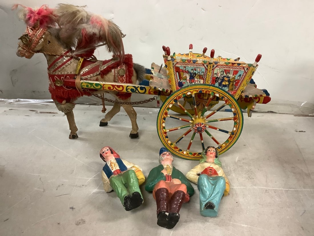Lot of wooden renaissance horse/cart and more (1 of 1)