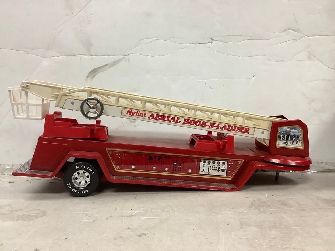 Lot of Vintage Nylint Aerial Hook-n-Ladder Truck (1 of 1)