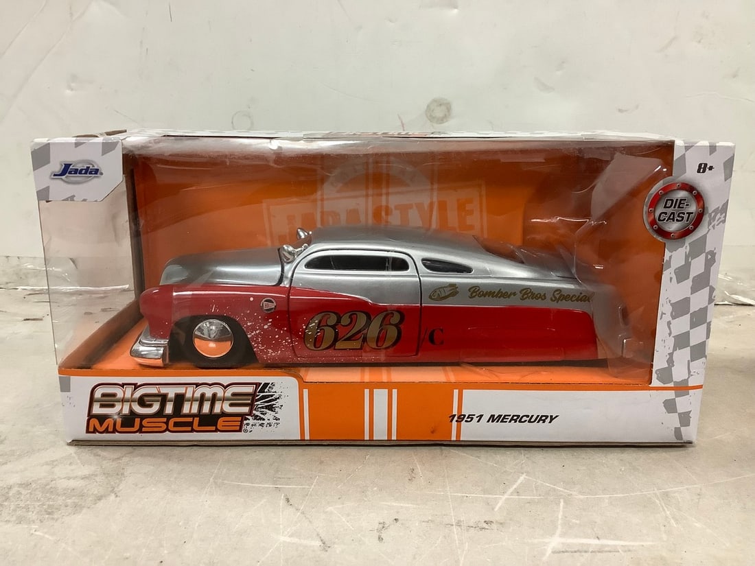 Lot of Big Time Muscle 1951 Mercury (1 of 1)