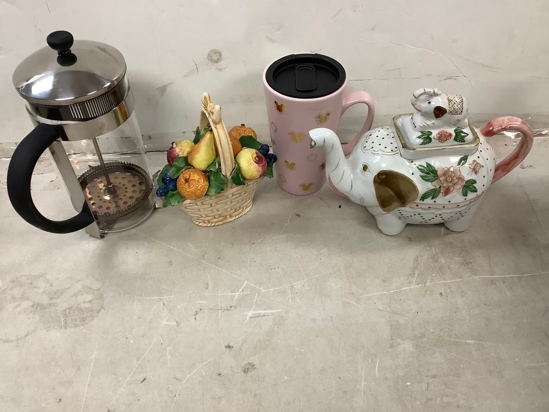 Ceramic teapots, fruit basket, disney cup and more 9in tallest (1 of 1)