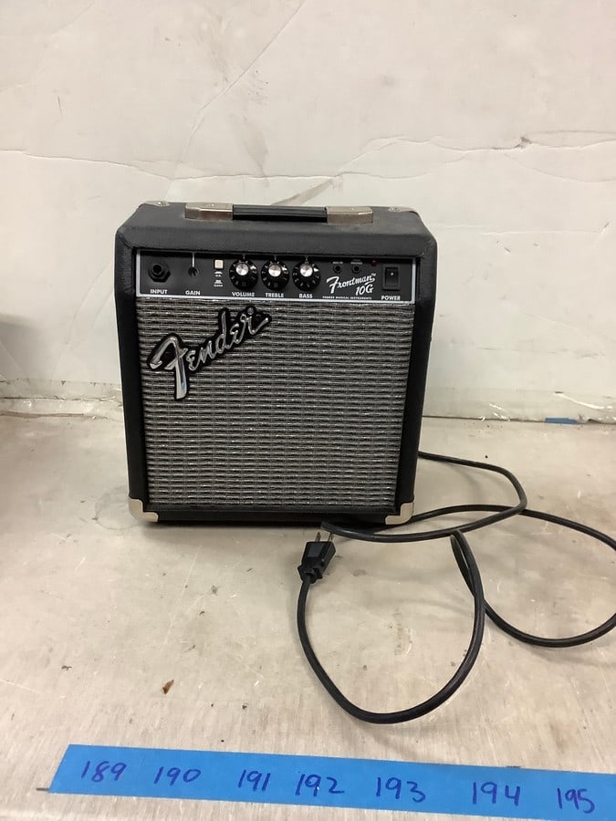 FENDER FRONTMAN 10G 10W Guitar AMP 11x10.5 (1 of 1)