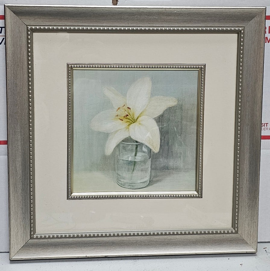 Lily Print in Silver frame; 14.5x14.5": Lily Print in Silver frame; 14.5x14.5"