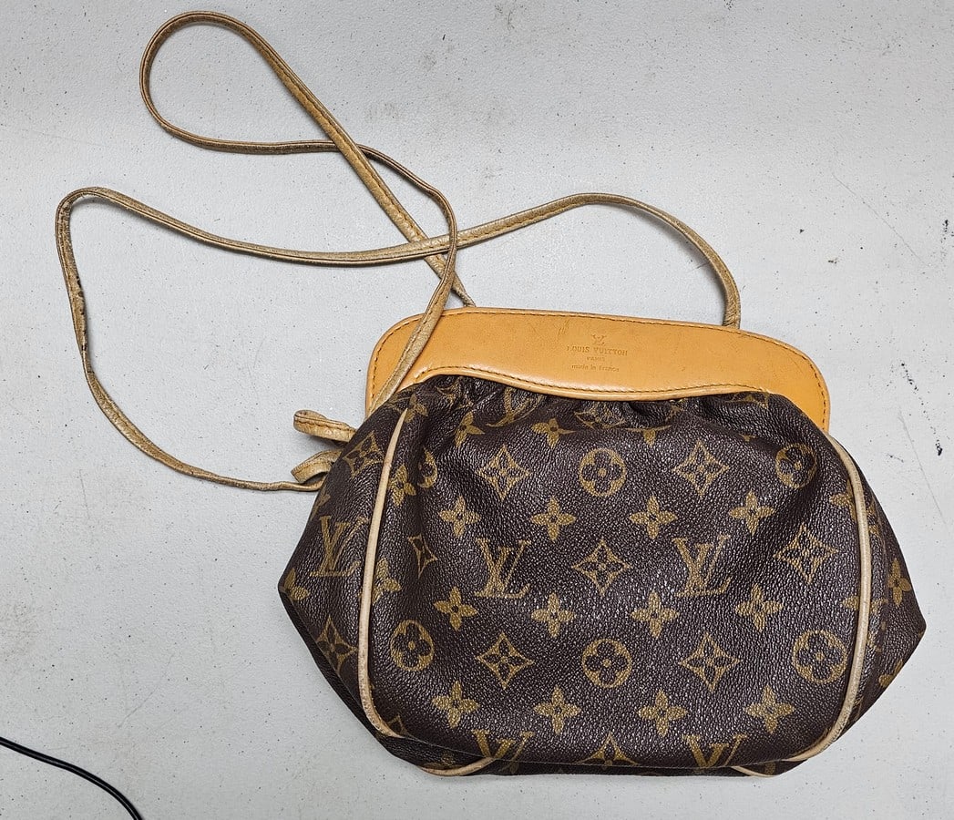 Louis Vuitton Vintage Small Satchel Purse Unauthenticated (1 of 4)