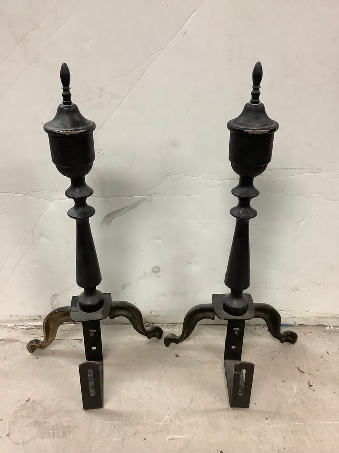 Lot of two 21in.tall stands (1 of 1)