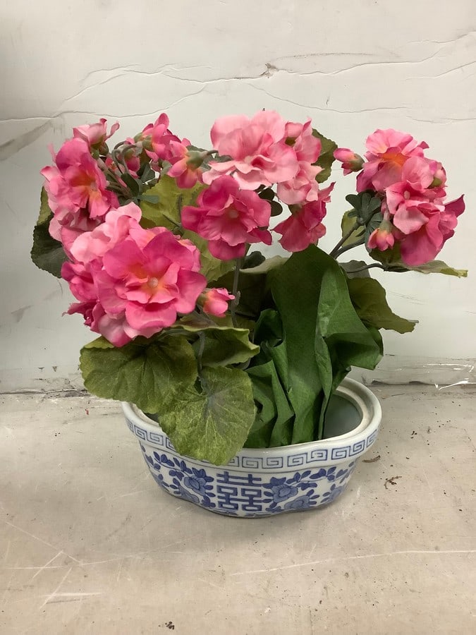 Decorative ceramic planter with flowers(3in.tall) (1 of 1)