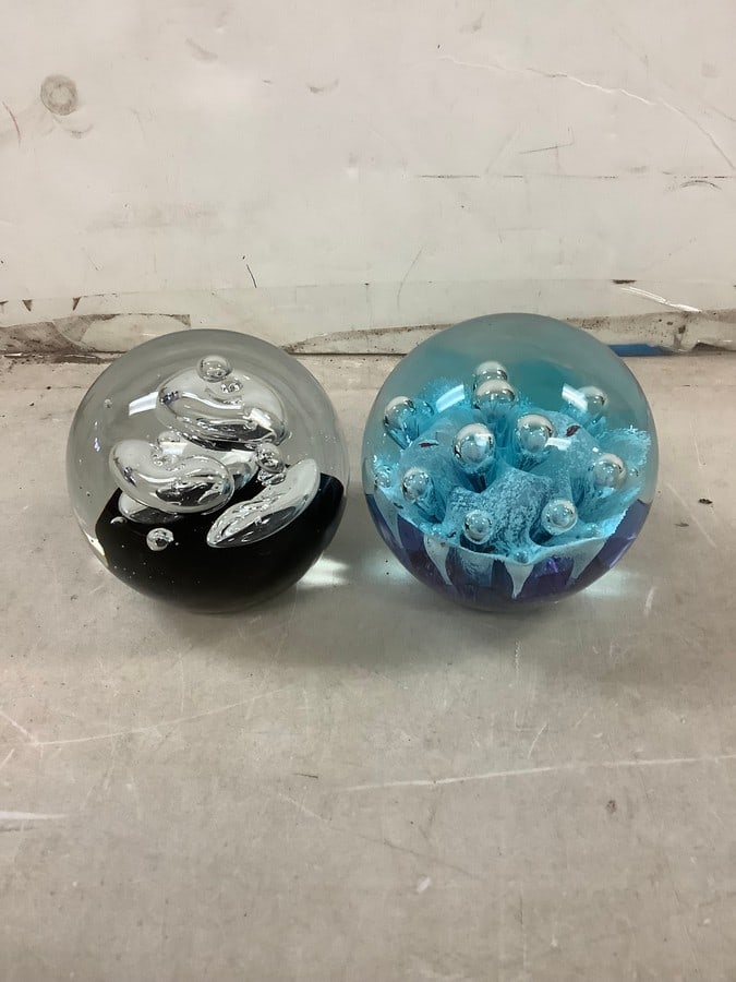 lot of 2 large paperweight prvey cove and other (1 of 1)