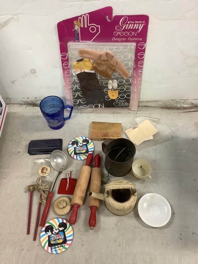 Lot of GINNY doll clothes, shirley temple cup, disney channel pin and more: Lot of GINNY doll clothes, shirley temple cup, disney channel pin and more