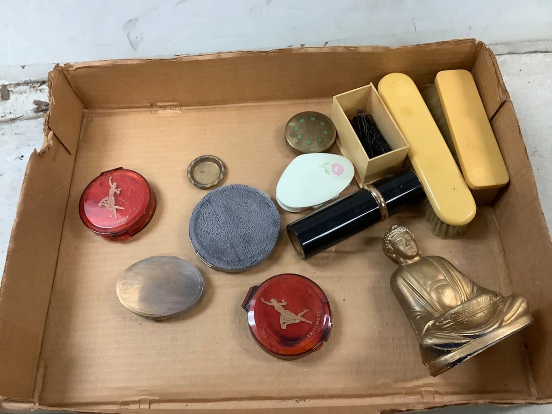 vintage compacts and more: vintage compacts and more