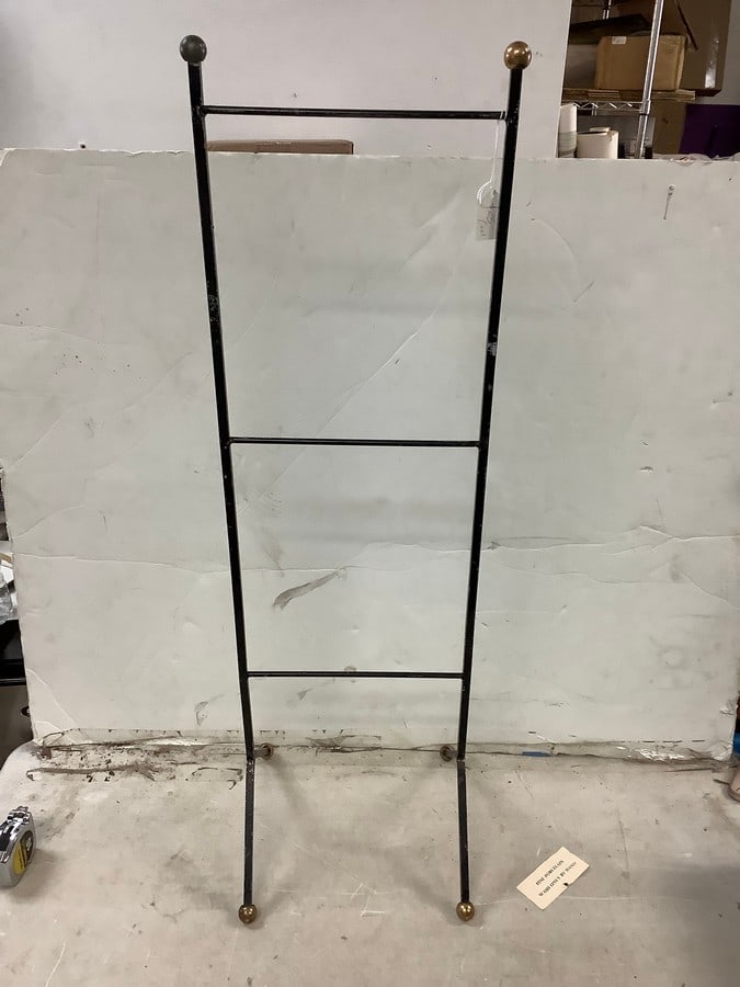 metal towel rack 36" tall (1 of 1)