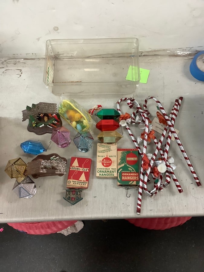 large lot of vintage christmas items (1 of 1)