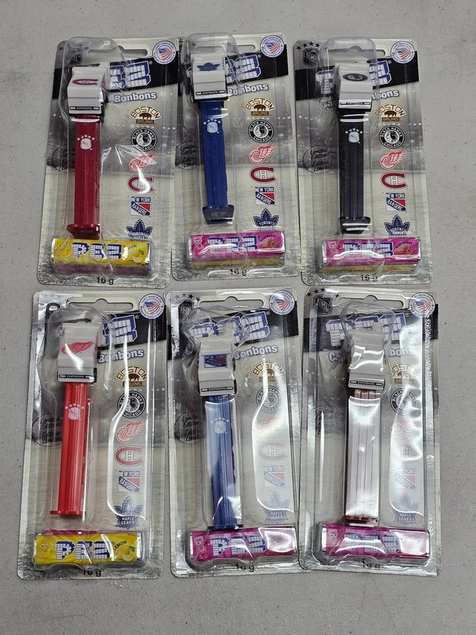 Pez BonBons Hockey Teams New: Pez BonBons Hockey Teams New