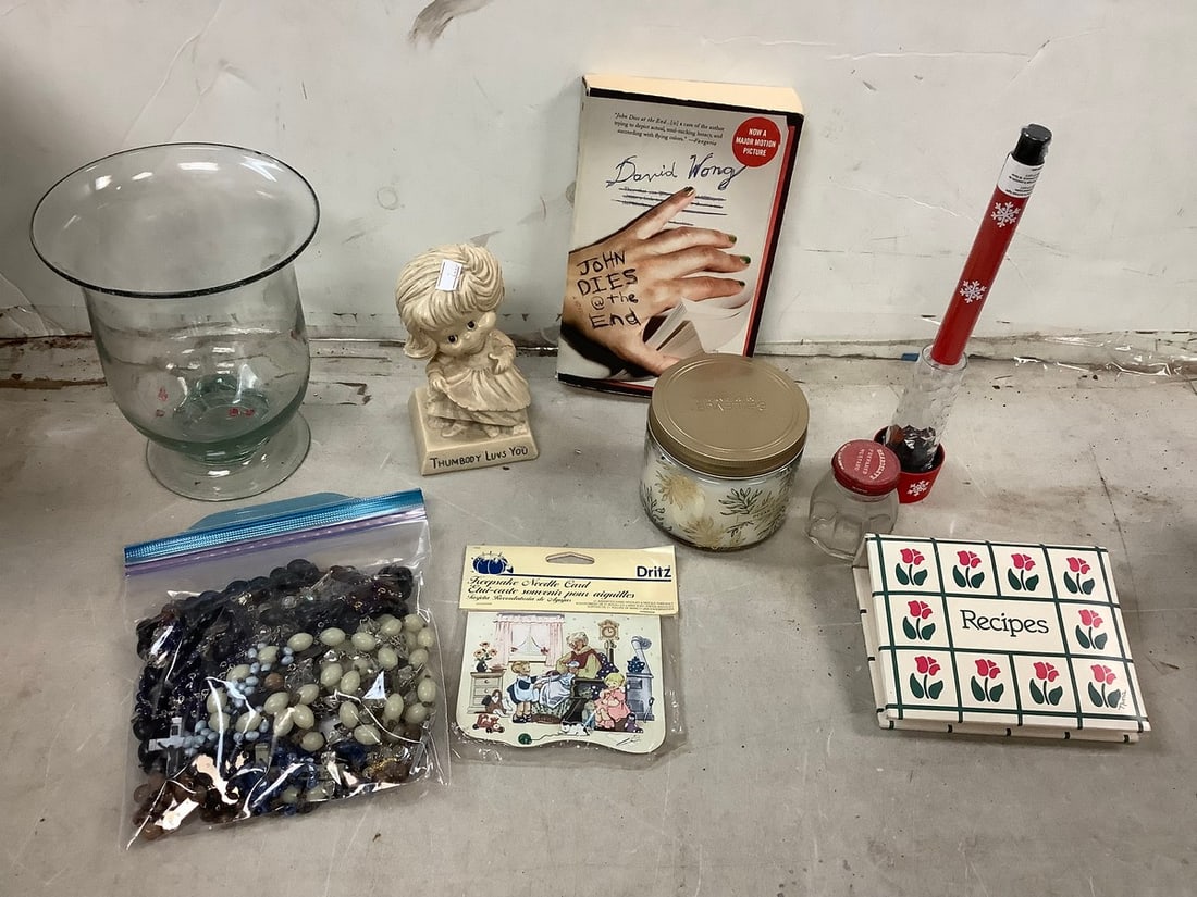 Lot of costume jewelry, candle, mini recipes book, and more: Lot of costume jewelry, candle, mini recipes book, and more