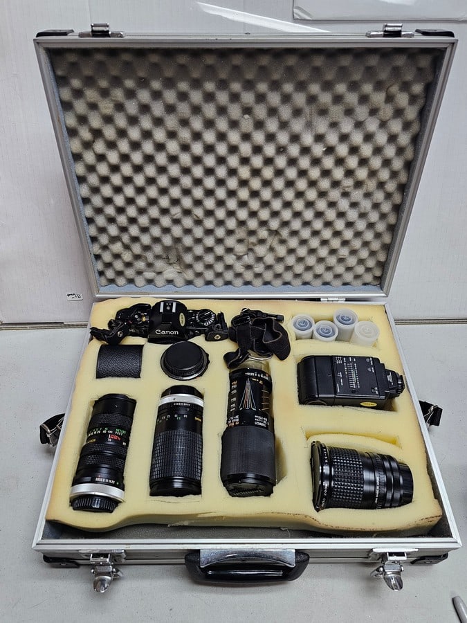 Boxed Canon A-1 Camera and Lenses, Accesories (1 of 4)