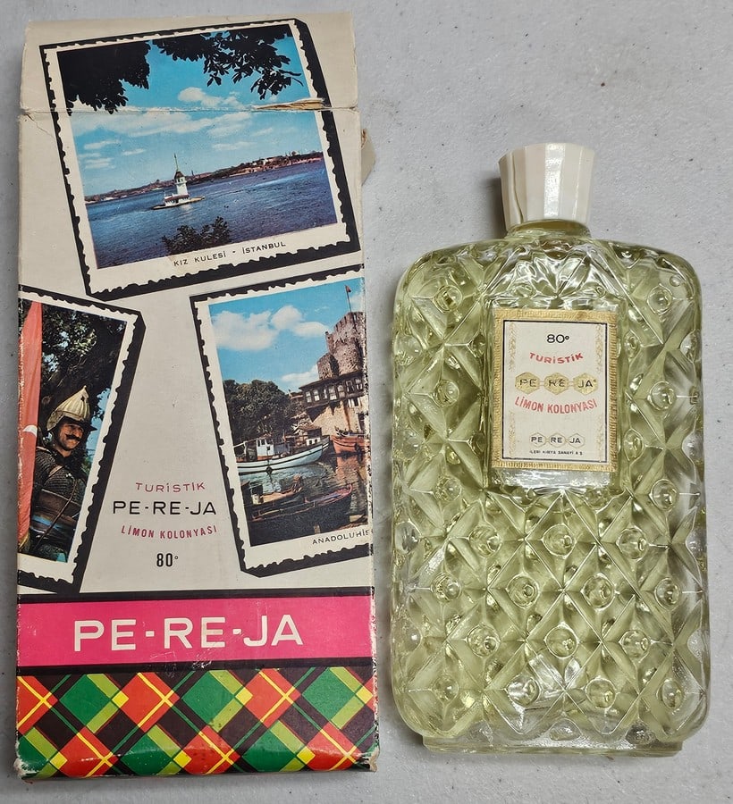 Vintage Limon Kolonyasi Liquor with Box (1 of 1)