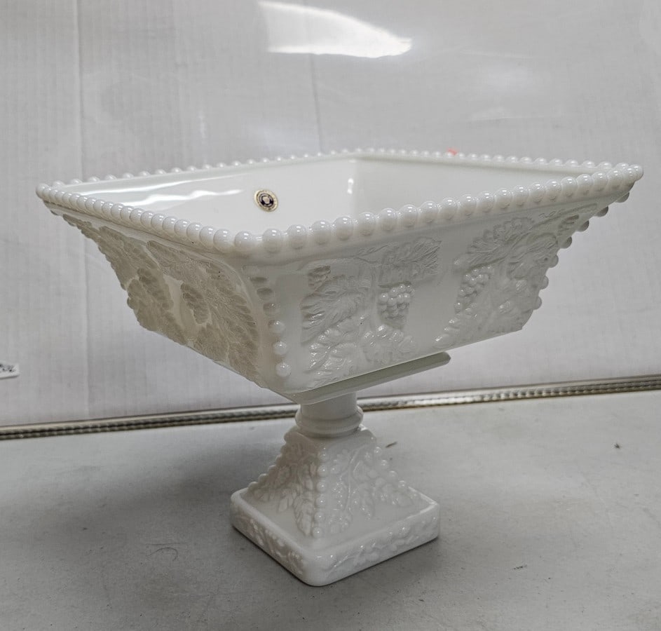 Vintage Westmoreland Milk Glass Compote (1 of 1)
