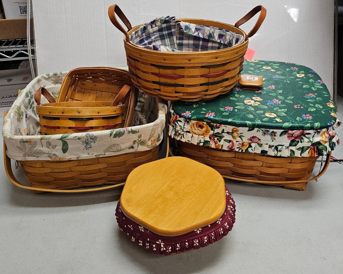 Longaberger Baskets incl Lidded Picnic (1 of 1)