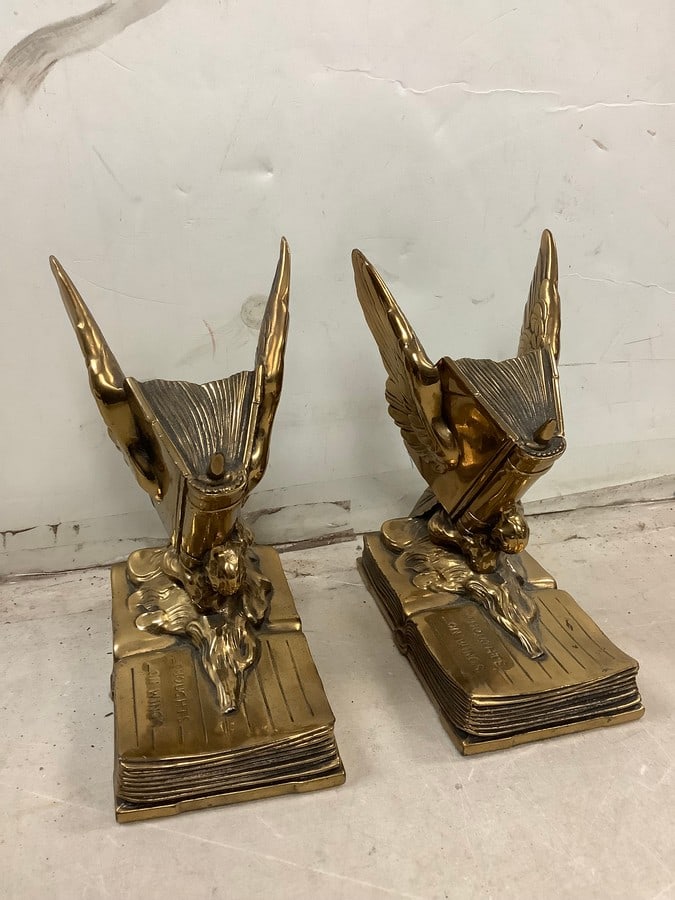 Flying books brass book ends 7in.tall: Flying books brass book ends 7in.tall