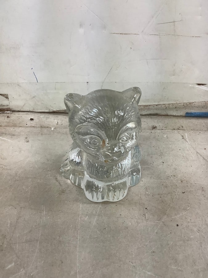Glass viking crystal cat: Glass viking crystal cat