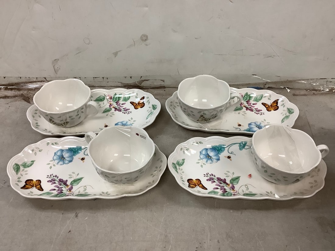 Lenox butterfly meadow 4 piece place setting (1 of 1)