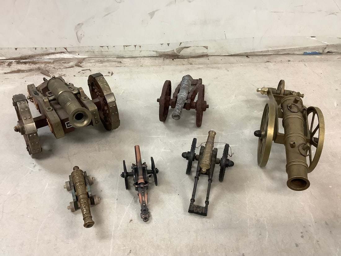 Lot of britain cannons and more (1 of 1)