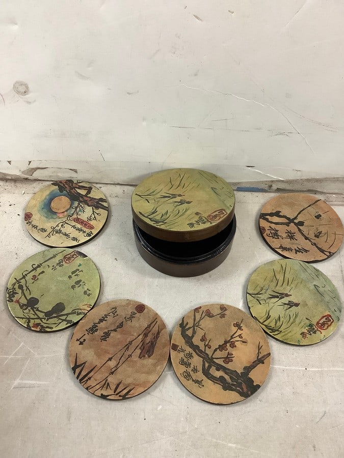 Oriental hand painted coaster set: Oriental hand painted coaster set