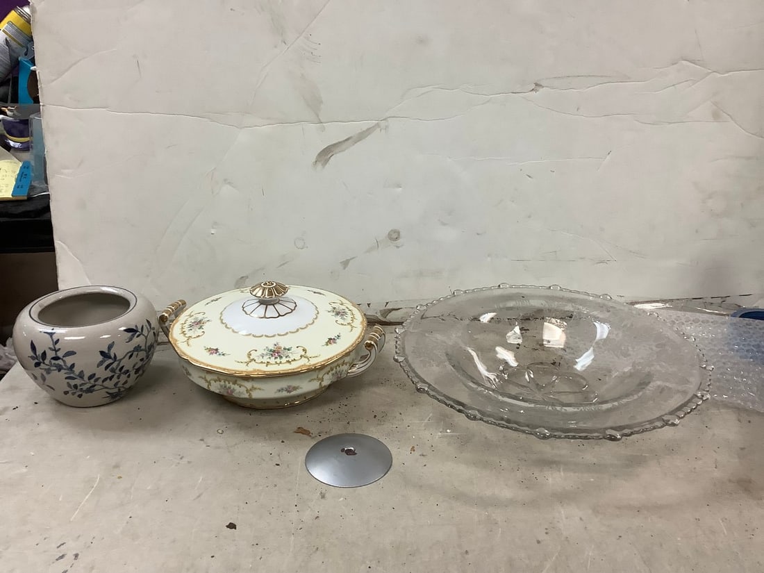 Noritake 13.5x3in biggest: Noritake 13.5x3in biggest