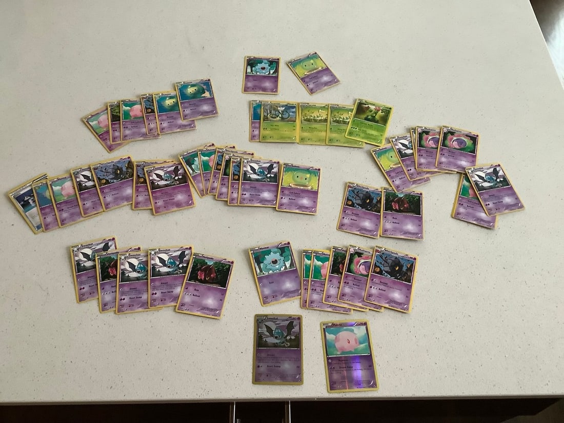 Big Lot of 2011 Retreat pokemon cards black and white era: Big Lot of 2011 Retreat pokemon cards black and white era