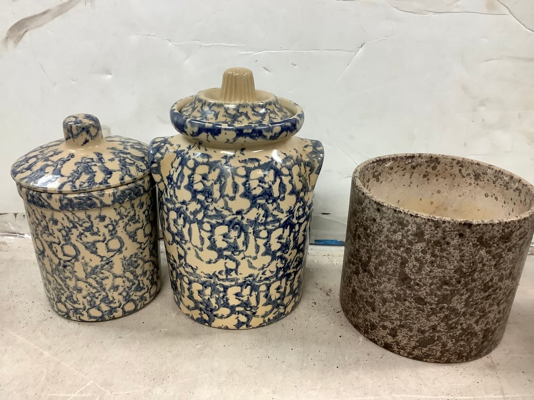Lot of Roseville ceramic canisters and more (9in.tallest): Lot of Roseville ceramic canisters and more (9in.tallest)