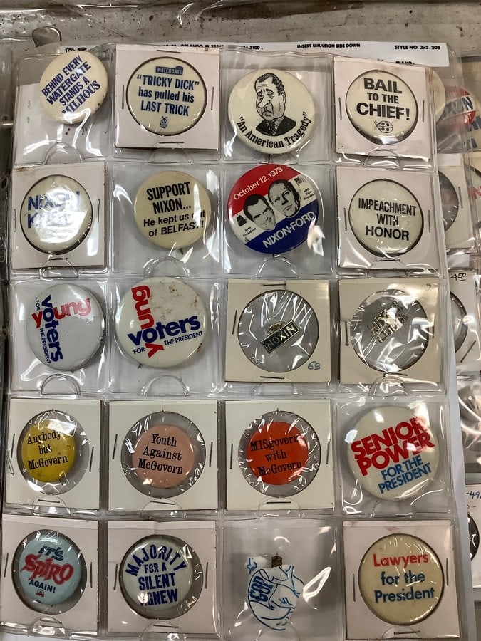 Lot of vintage presidential pins(Nixon, Ford, and more) (1 of 1)