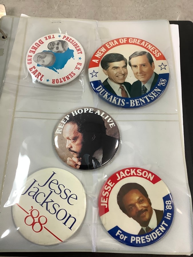 Lot of vintage presidential pins(Jackson, Dukakis, and more): Lot of vintage presidential pins(Jackson, Dukakis, and more)