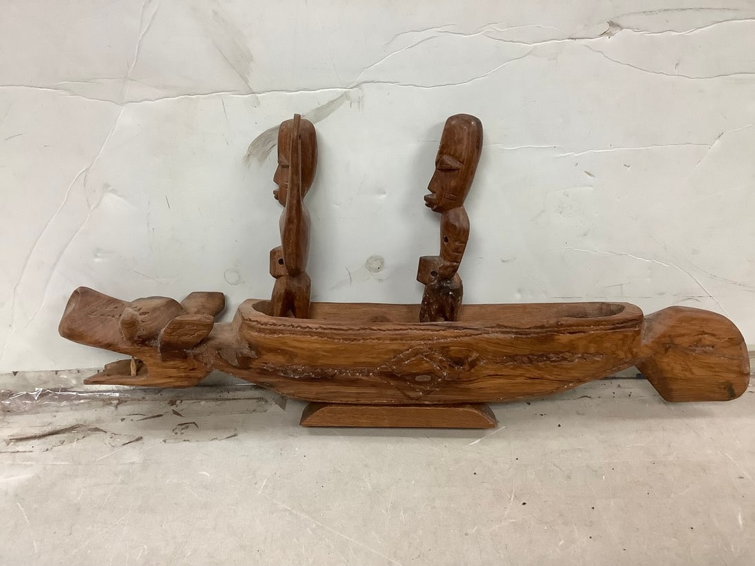Lot of African Art Antique tiki men in boat 23in.long: Lot of African Art Antique tiki men in boat 23in.long