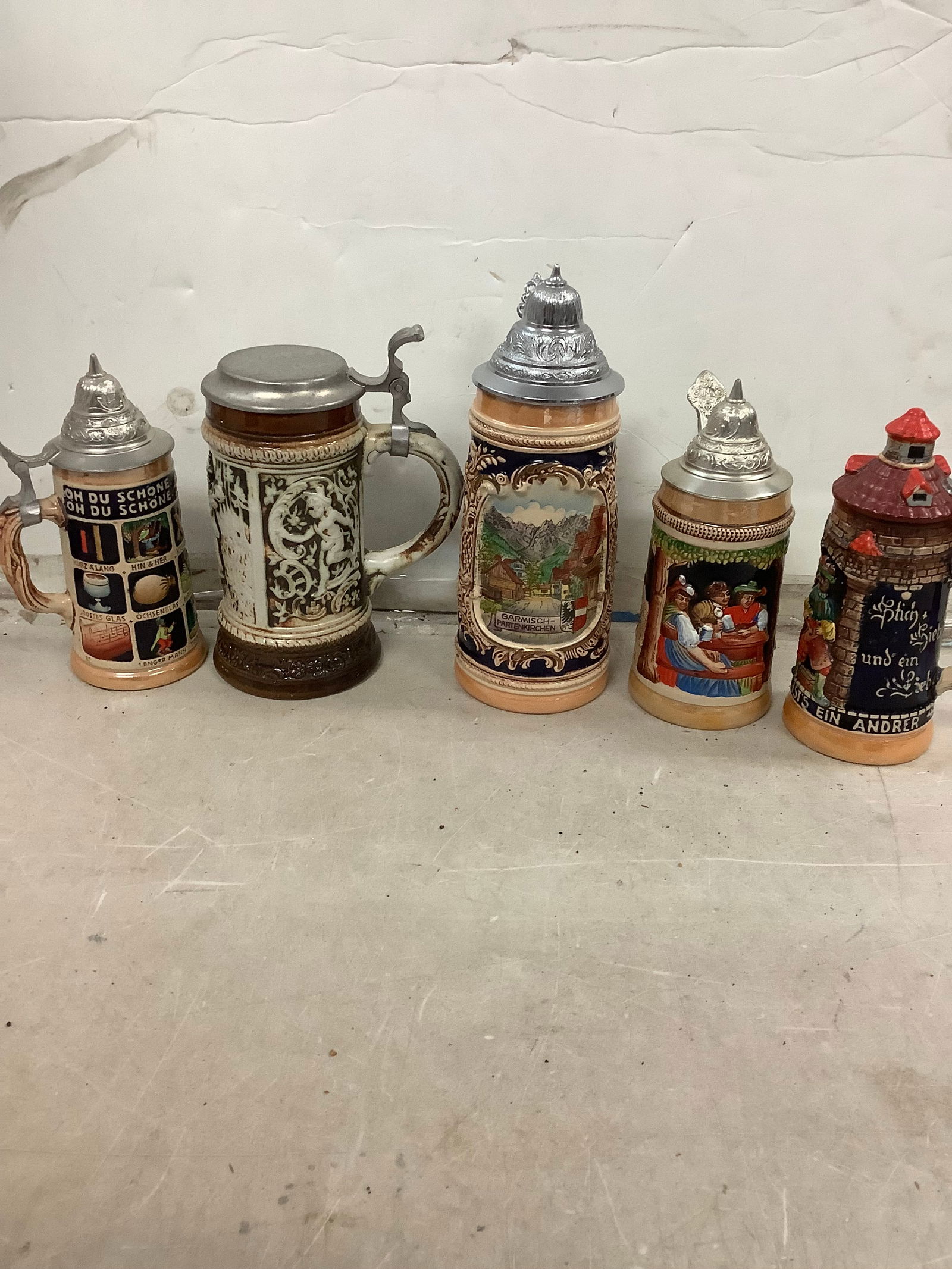 Handgemalt1 stein, Schnitzelbank stein, GERZ stein and others 10in tallest (1 of 1)