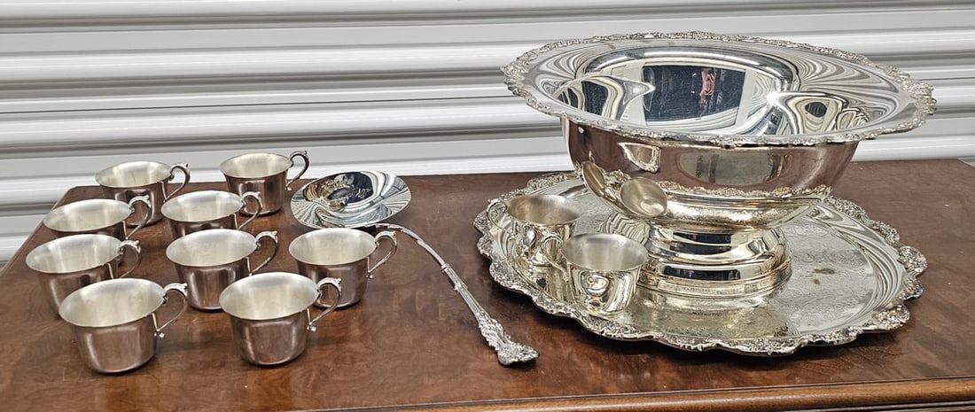 Vintage F.B Rogers Silver Plate Punch Bowl Set (1 of 2)