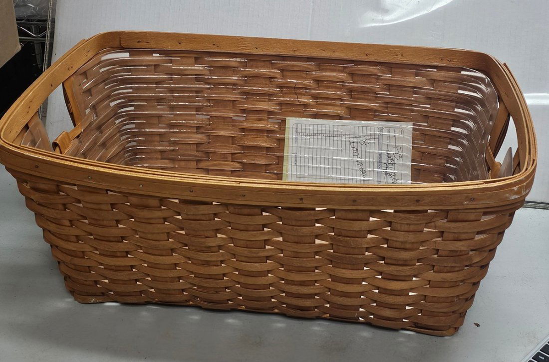 1992 Tall Longaberger Basket Umbrella Holder (1 of 2)