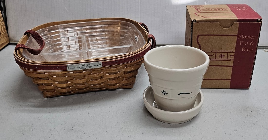 Longaberger 2005 Christmas Silver Bells Basket and Boxed Flower Pot (1 of 1)