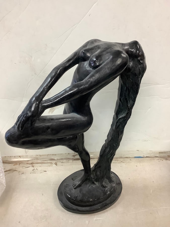 Austin Inc. prod. 1979 naked woman statue signed Sever 22in.tall: Austin Inc. prod. 1979 naked woman statue signed Sever 22in.tall