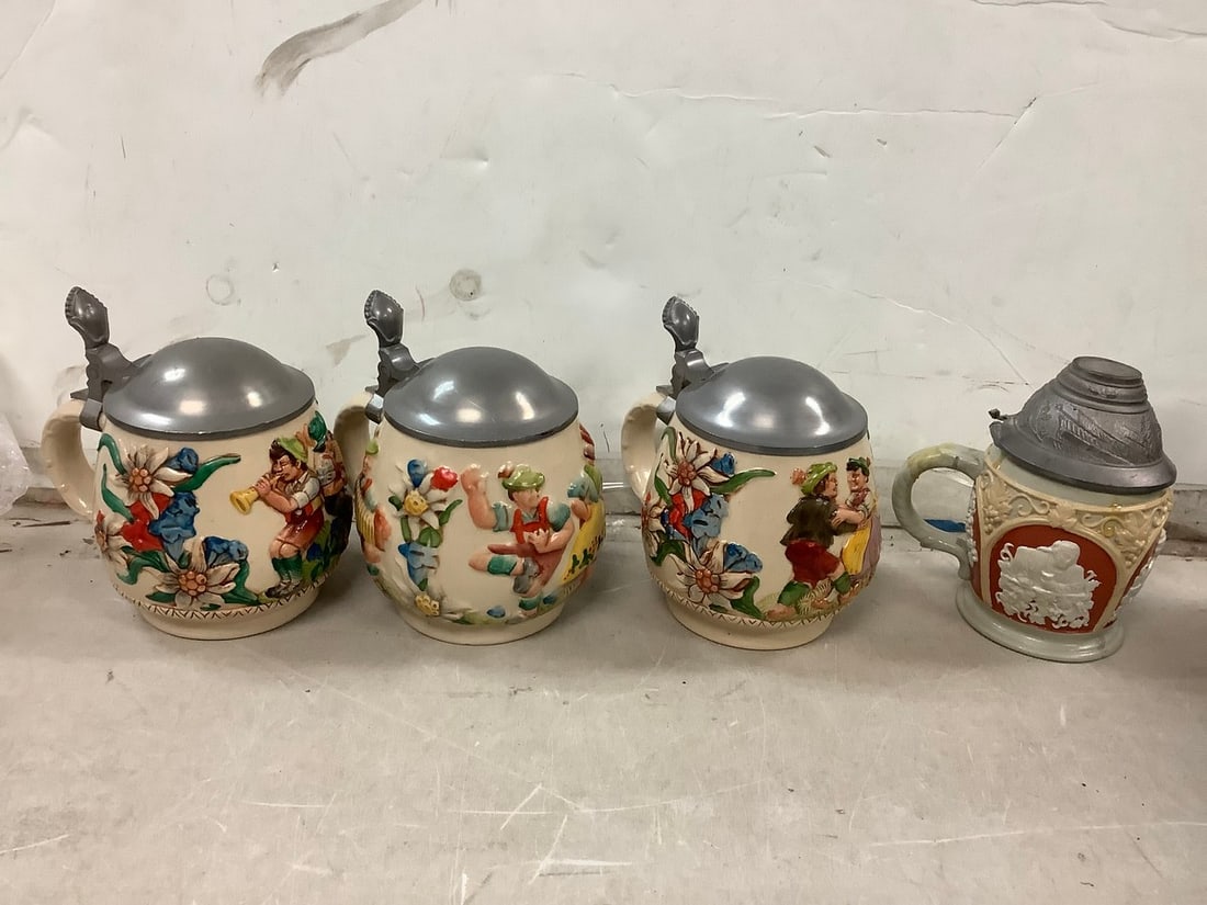 Lot of vintage German steins(Villeroy & Boch, RM, made in Western Germany): Lot of vintage German steins(Villeroy & Boch, RM, made in Western Germany)