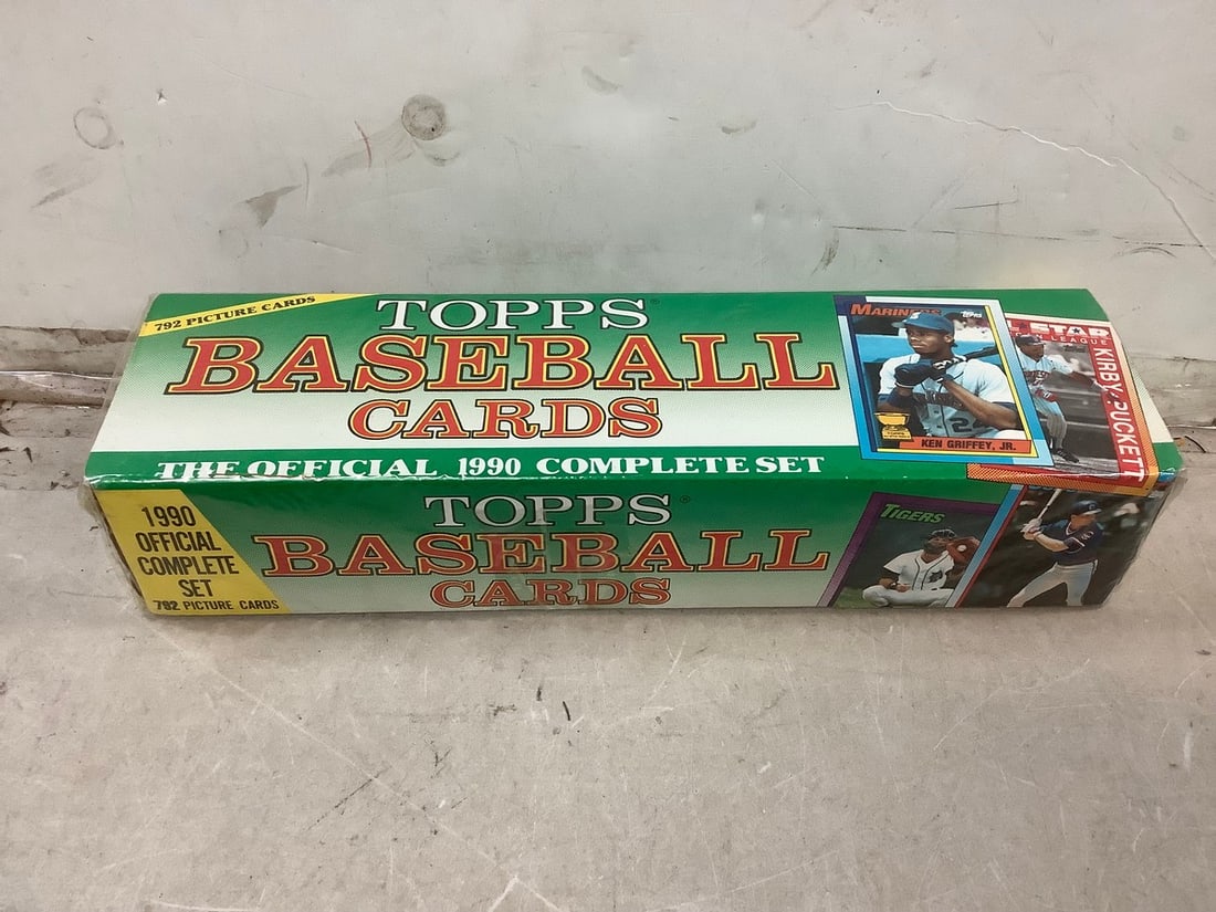 Topps Baseball cards 1990 complete set sealed in box new sealed in box (1 of 1)