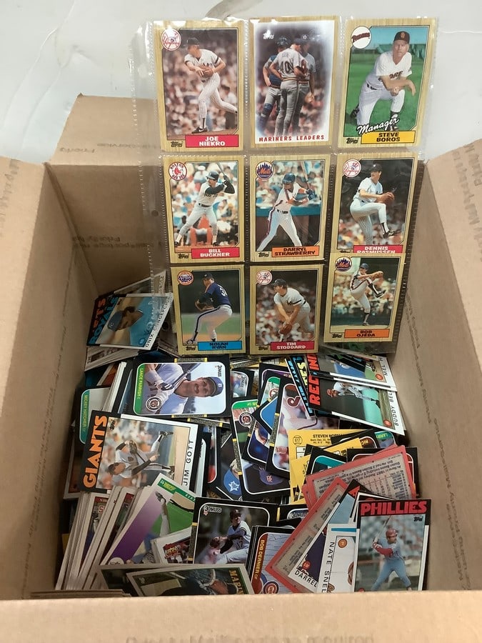 Lot of vintage collectible baseball cards various years (1 of 1)