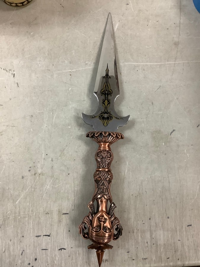 Knife with decorative handle 16in.long (1 of 1)