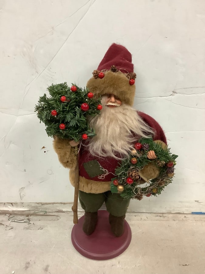 Santa statue signed Reagan 15.5in.tall (1 of 1)