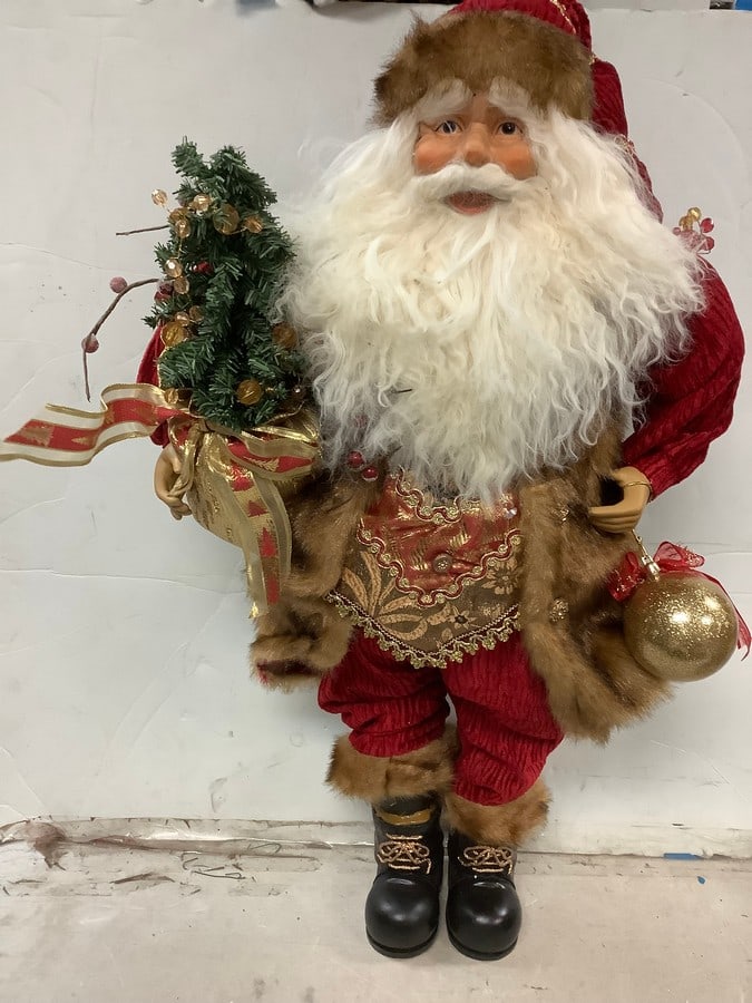 Santa statue 31in.tall (1 of 1)