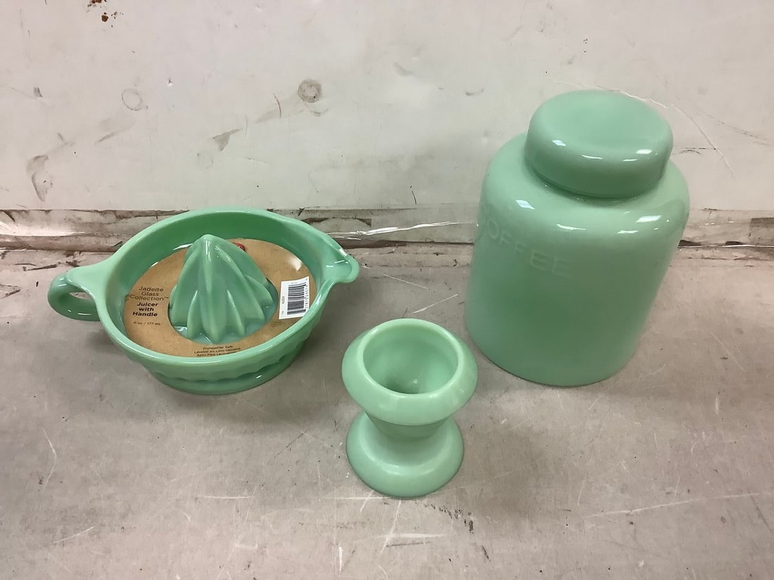 Lot of juicer, coffee container, and more: Lot of juicer, coffee container, and more